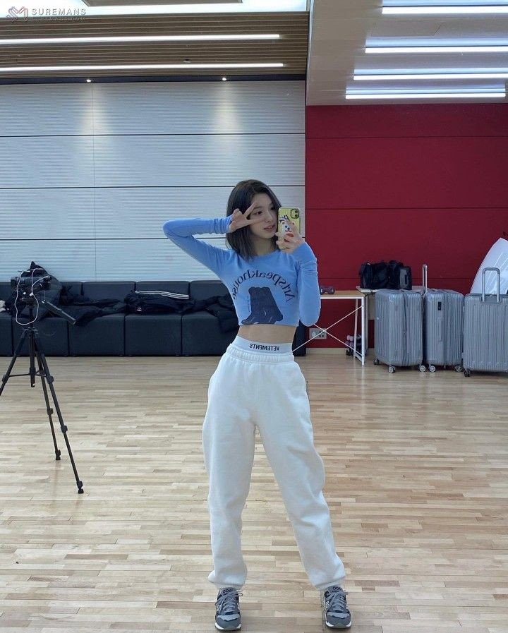 17161839966891.jpg